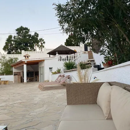 Alhambra - Dale A Tu Familia Vacaciones Y El Descanso Que Se Merecen * Calpe