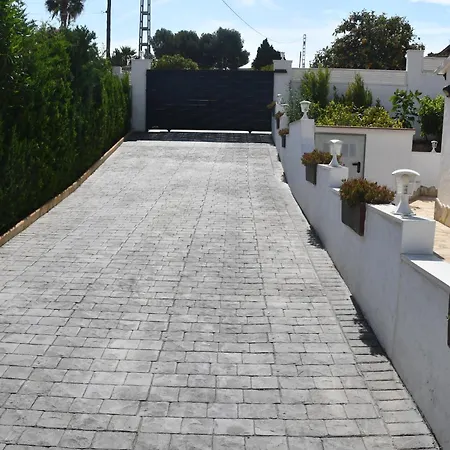 Alhambra - Dale A Tu Familia Vacaciones Y El Descanso Que Se Merecen Villa Calpe