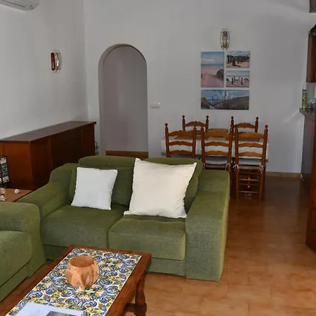 Alhambra - Dale A Tu Familia Vacaciones Y El Descanso Que Se Merecen *