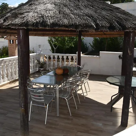 Alhambra - Dale A Tu Familia Vacaciones Y El Descanso Que Se Merecen