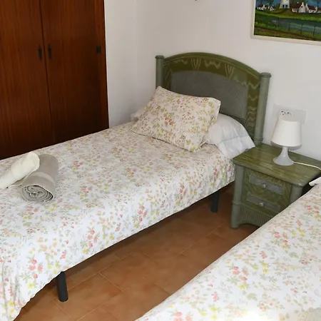 Alhambra - Dale A Tu Familia Vacaciones Y El Descanso Que Se Merecen Calpe