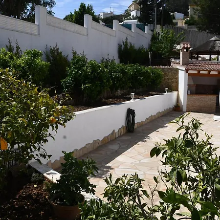 Alhambra - Dale A Tu Familia Vacaciones Y El Descanso Que Se Merecen